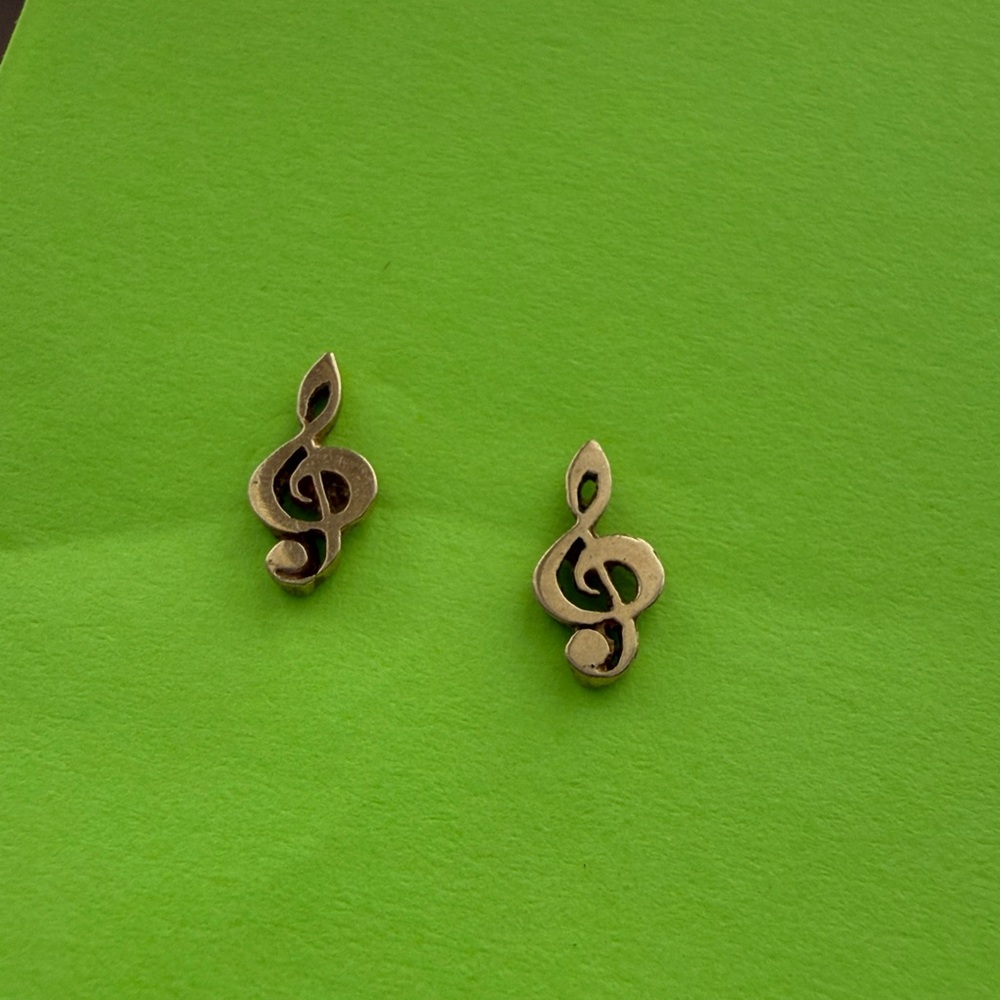 Vintage 1977 Gold Plated Musical Note Stud Earrings